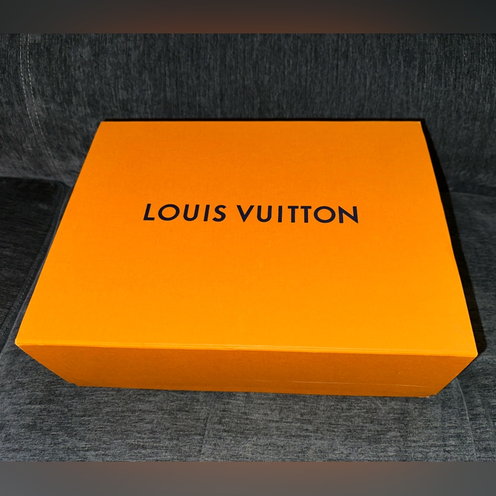 Authentic Louis Vuitton Box medium size